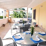 Coral Bed & Breakfast