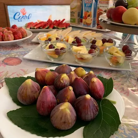 Coral Oda ve Kahvaltı *